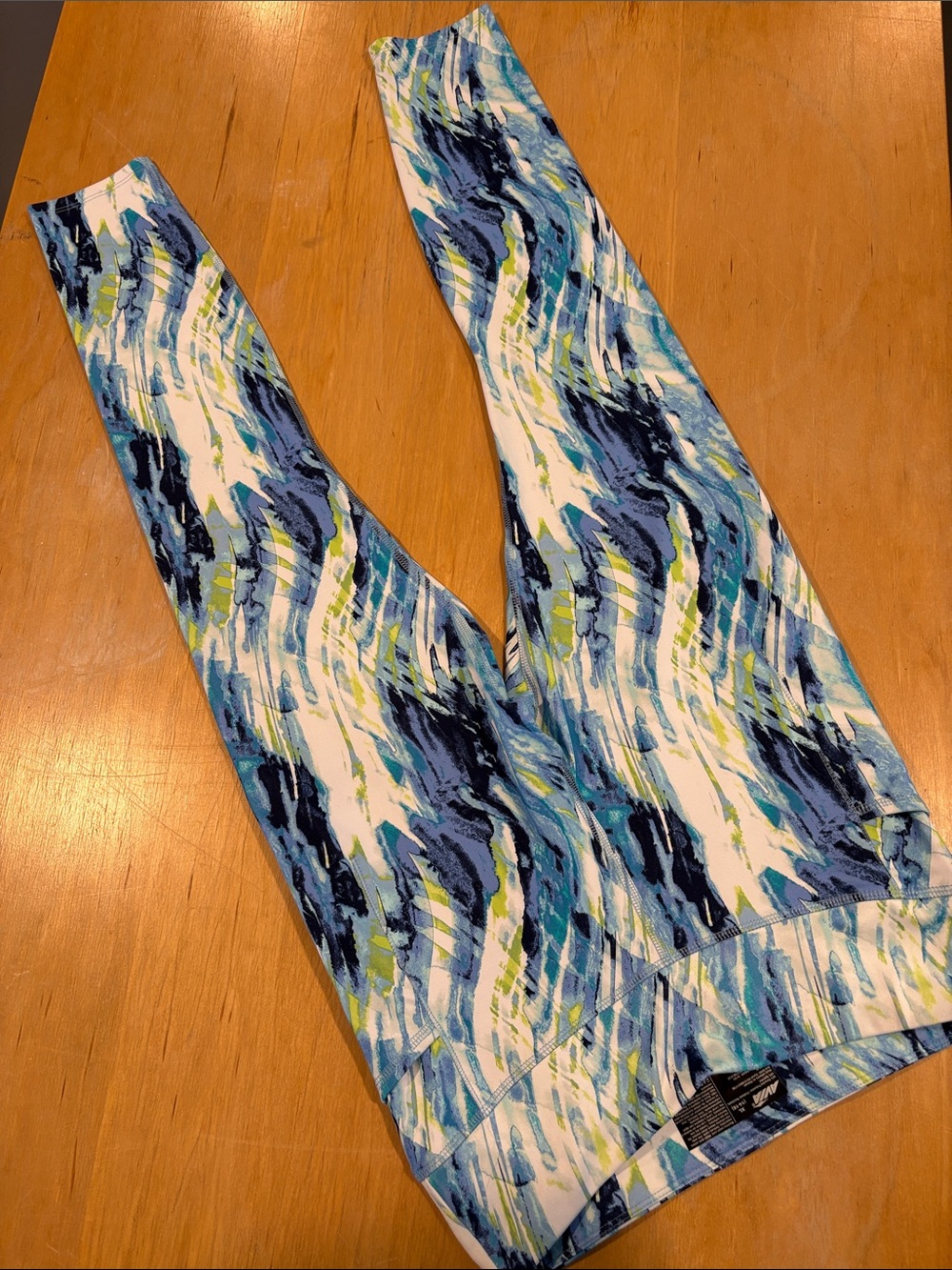Avia Girls Blue, White & Green Abstract Print Leggings